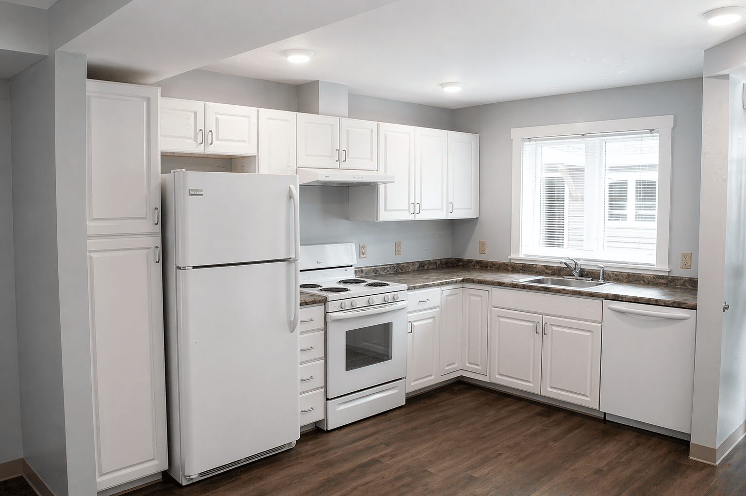 Pinewood Manor - Assisted Living in Ocean Park, ME photo 3