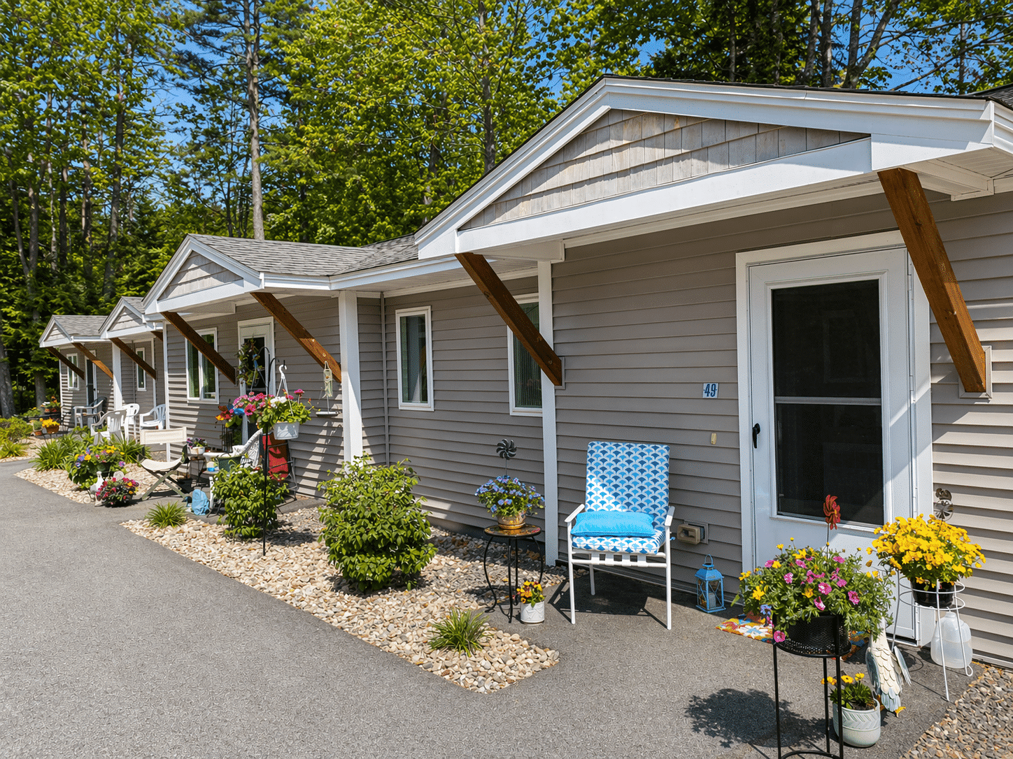 Pinewood Manor - Assisted Living in Ocean Park, ME photo 2